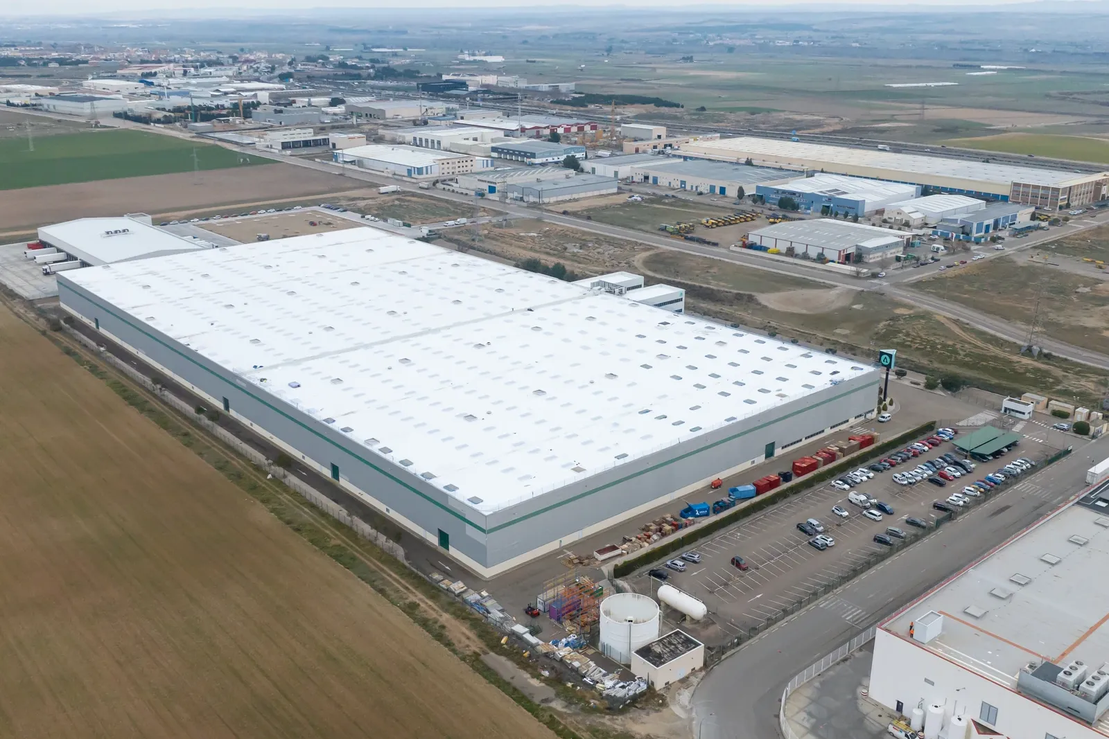 Entrepôt logistique à Villanueva de Gallego, photo 14 sur 15