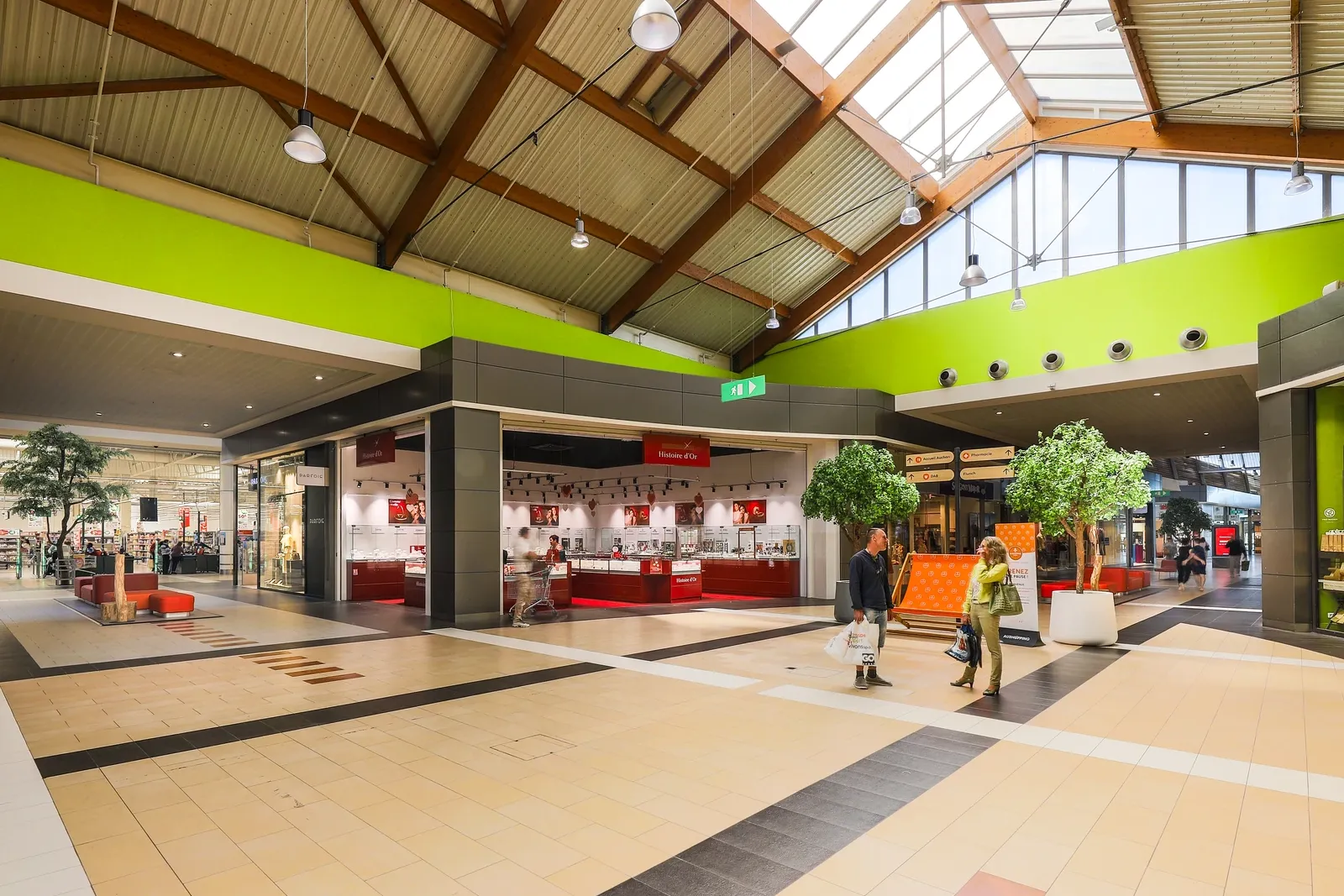 Galerie commerciale à Vineuil, photo 4 sur 13
