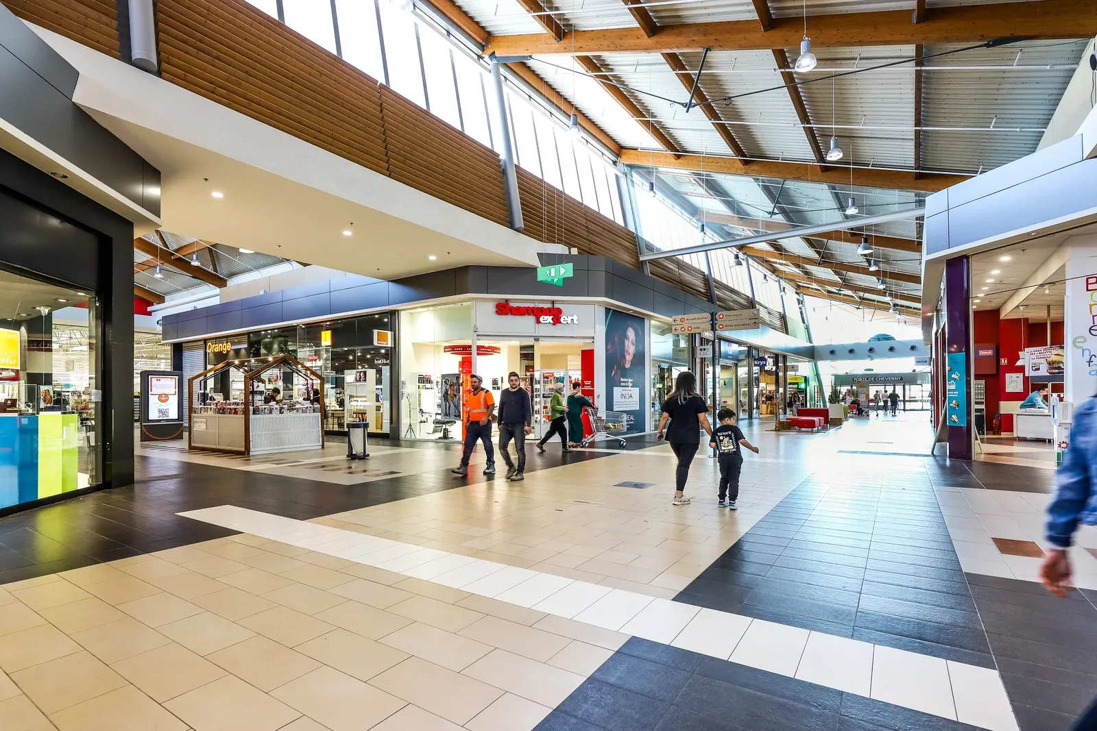 Galerie commerciale à Vineuil, photo 11 sur 13
