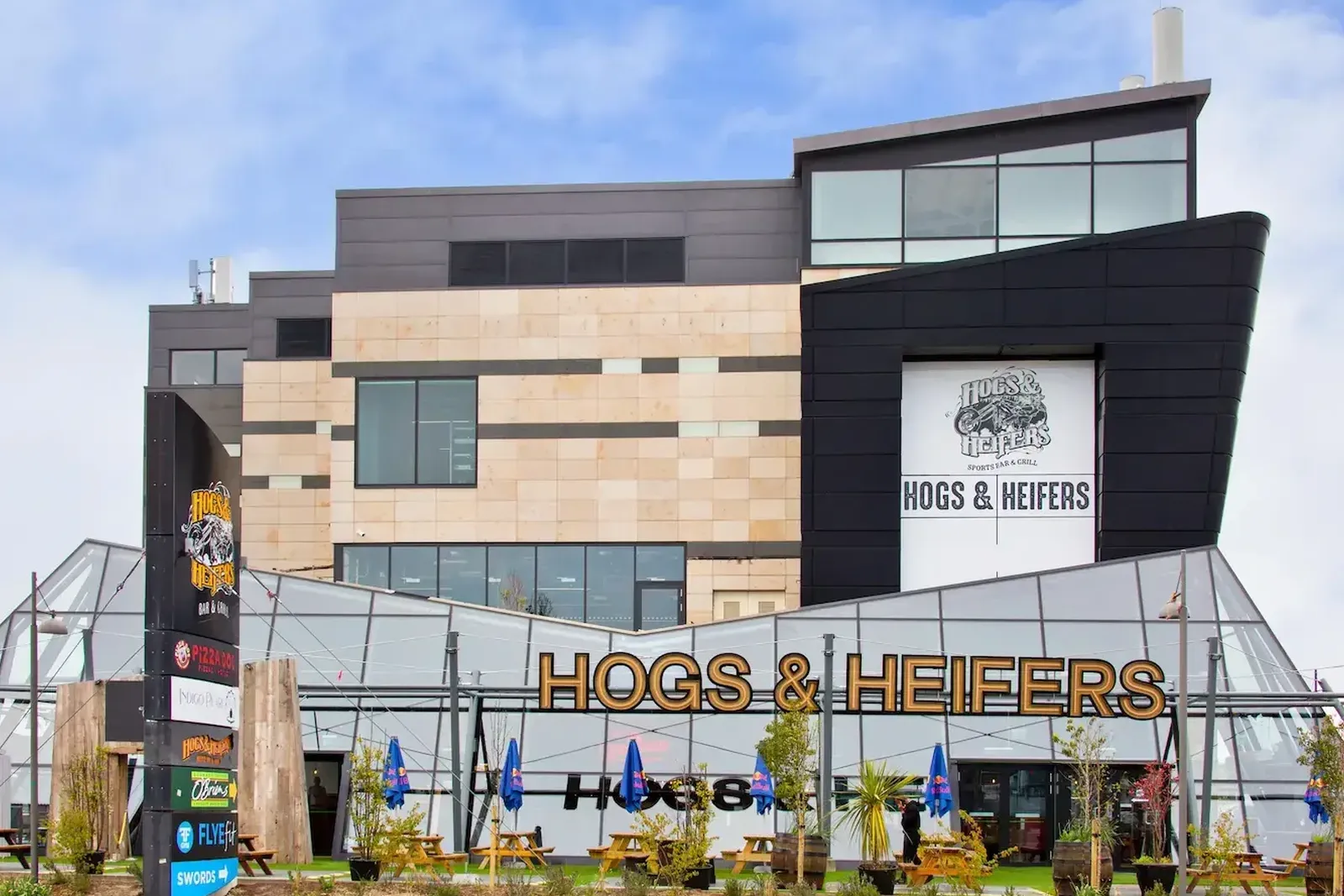 Bureaux et commerces au nord de Dublin, photo 2 sur 8