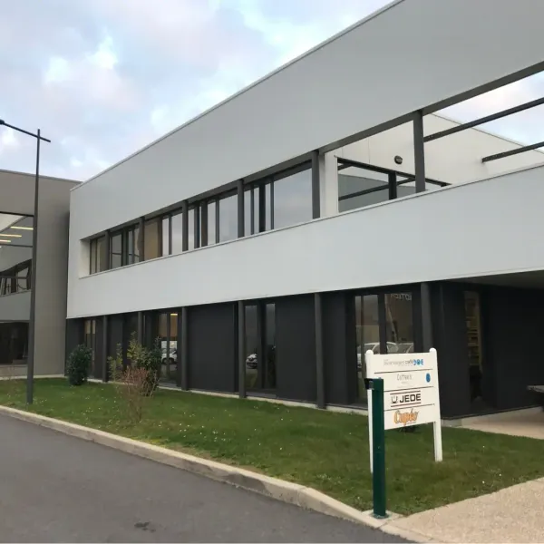 Locaux d'activités à Tigery