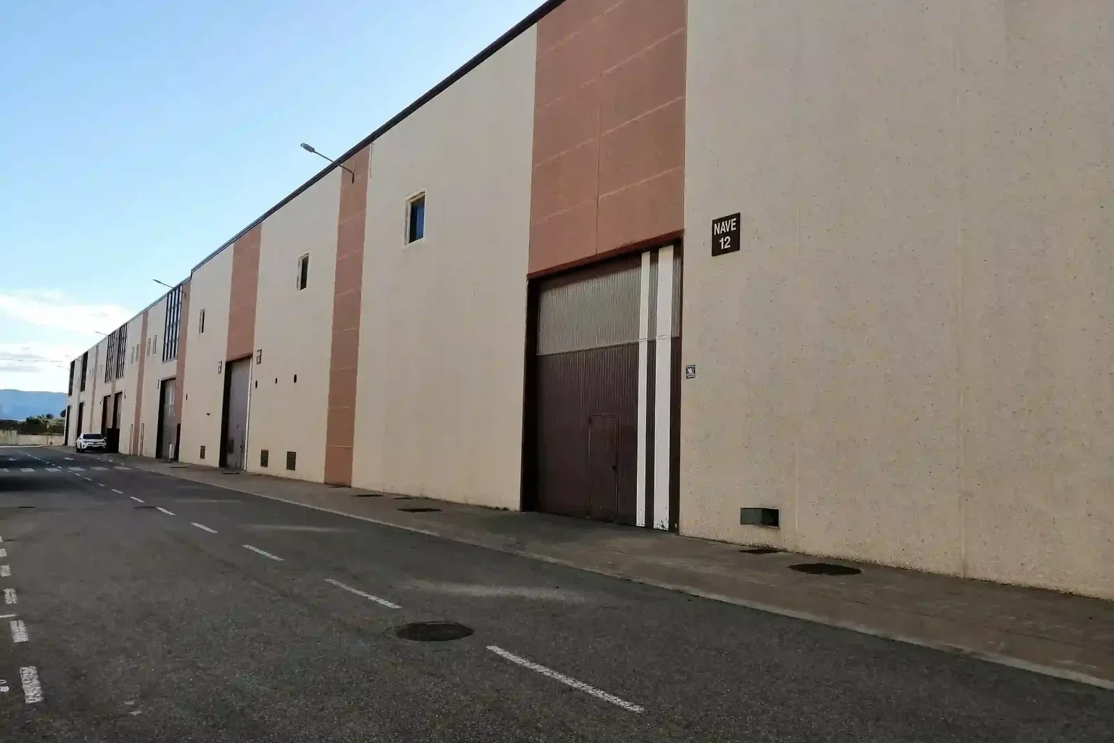 Entrepôt à Abrera, photo 2 sur 5
