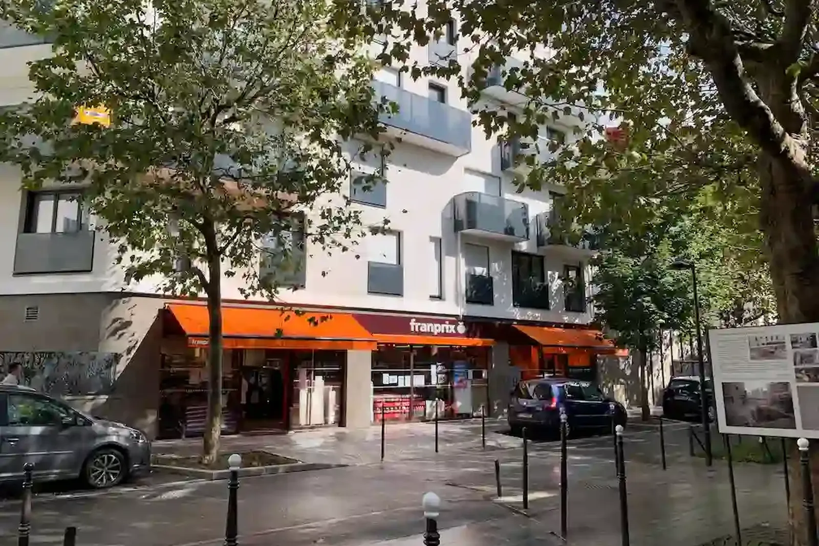 Commerces au Bourget, photo 1 sur 6