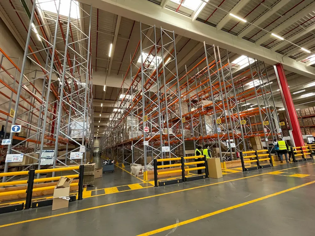 Entrepôt logistique à Léon, photo 2 sur 9