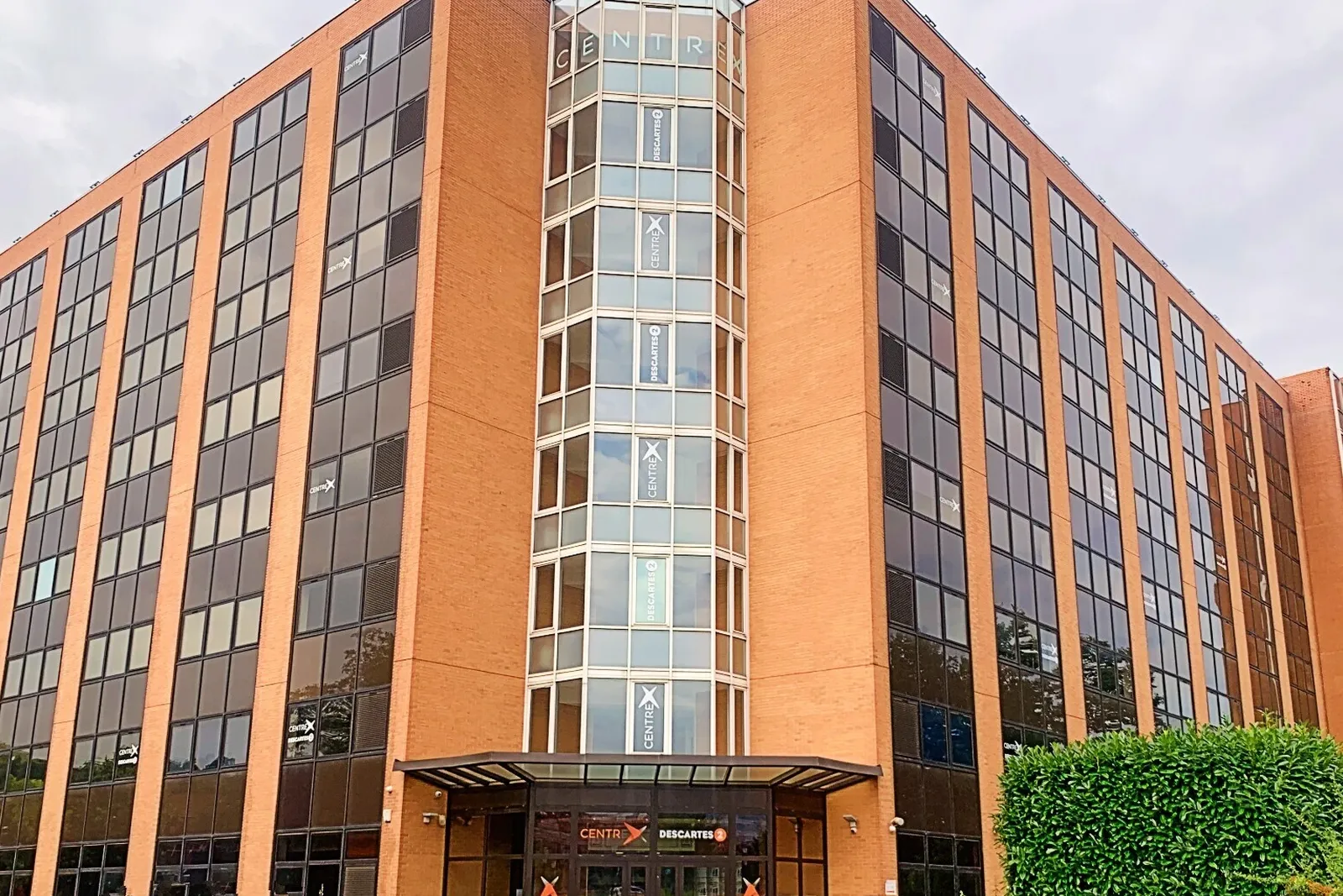 Bureaux à Noisy-le-Grand, photo 1 sur 5