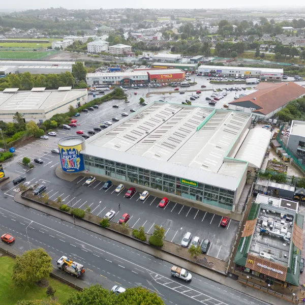 Waterford, Woodie's