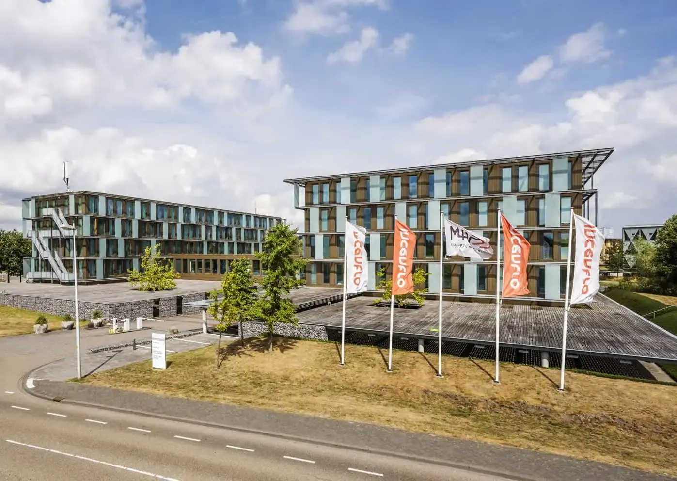 Hôtel et bureaux à Utrecht, photo 1 sur 8