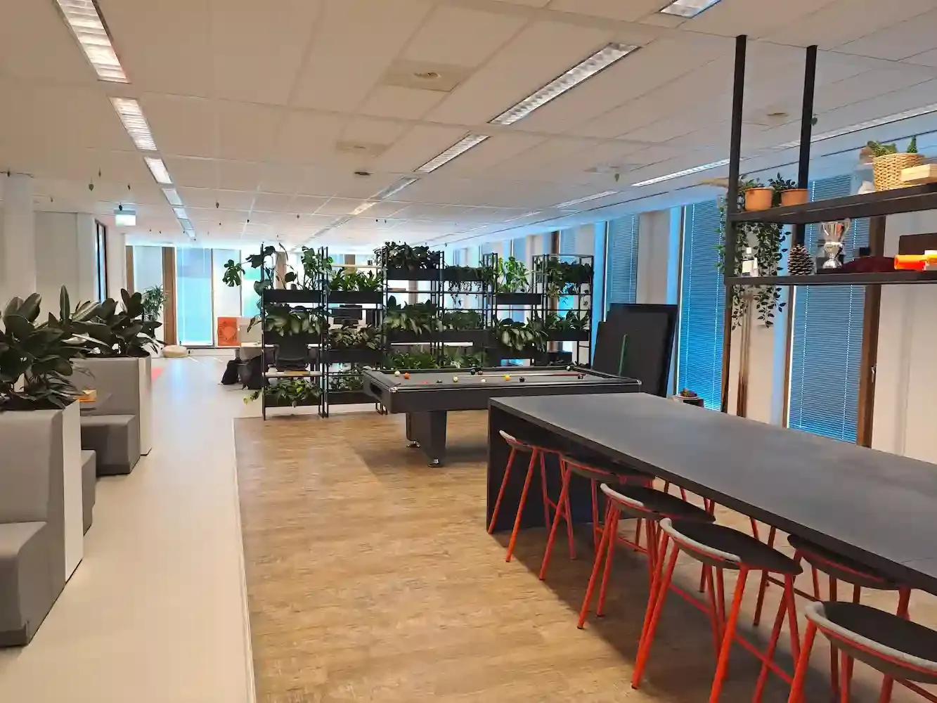 Hôtel et bureaux à Utrecht, photo 7 sur 8