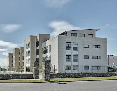 J5 Plaza - HSE, photo 3 sur 5