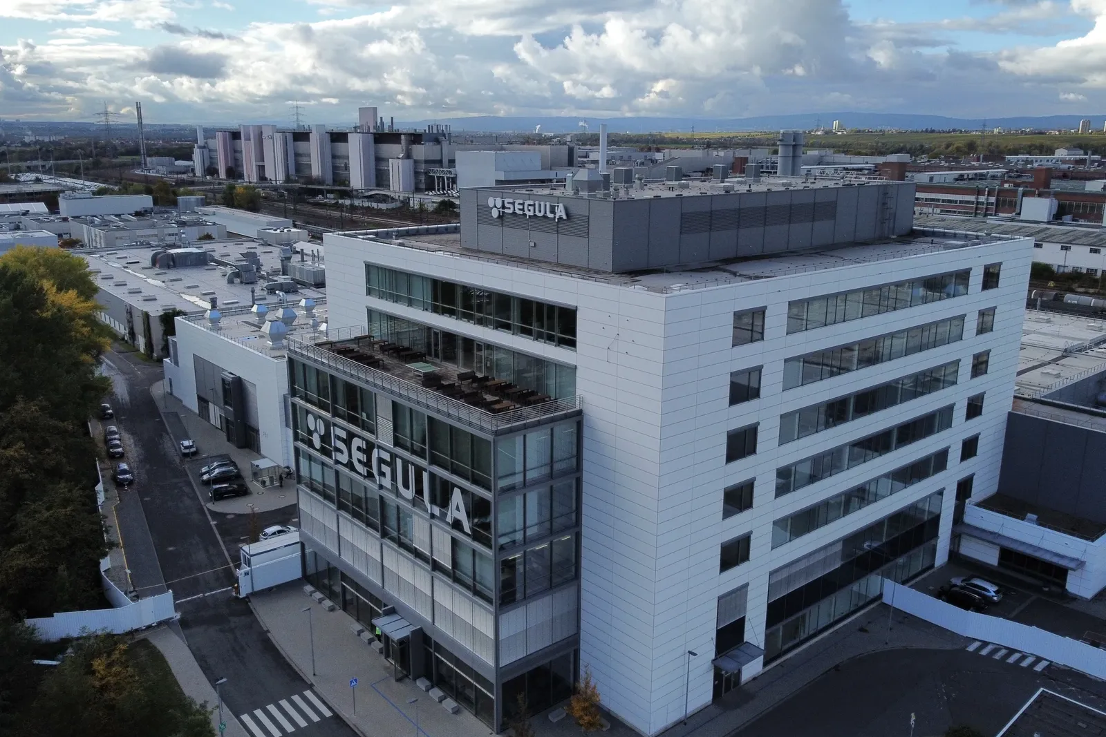 Campus de Segula Technologies à Russelsheim, photo 1 sur 5