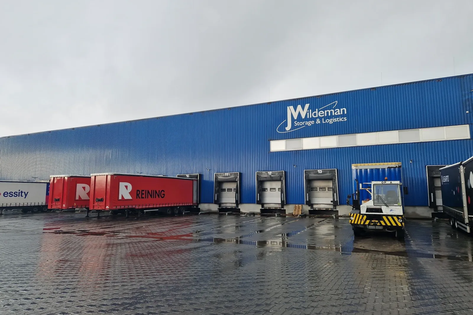 Entrepôt logistique à Hoogezand, photo 1 sur 4