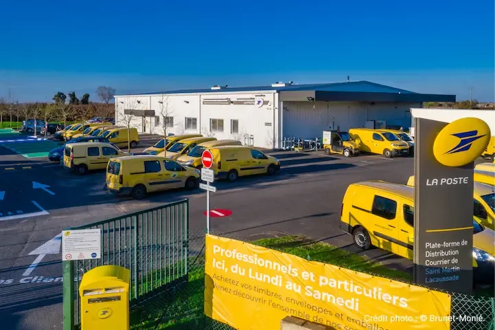 Entrepôt à Saint-Martin-Lacaussade, photo 2 sur 6