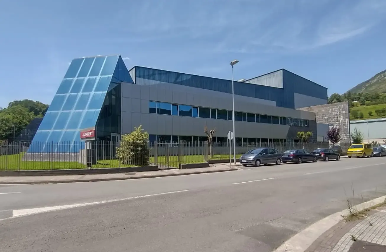 Locaux d'activités à Azkoitia, photo 1 sur 4